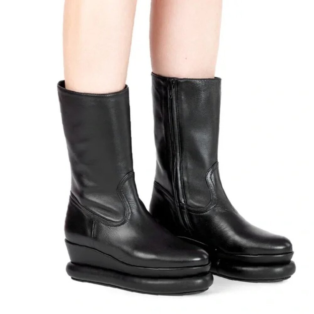 Paloma Barceló Mel Black Leather Platform Ankle Boot. EU39/US8.5